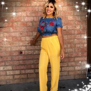 Meet your Posher, Cezy